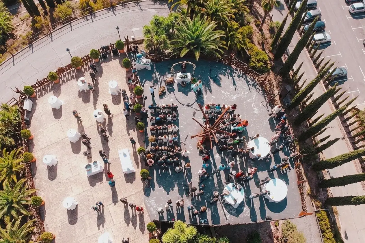Fotografía aérea de propiedad inmobiliaria con dron